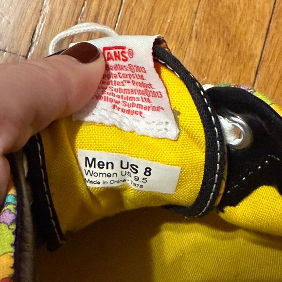 Vans Beatles Yellow Submarine Vintage Men’s Size 8 - Picture 9 of 16